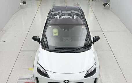 Toyota Yaris Cross, 2022 год, 1 374 010 рублей, 1 фотография