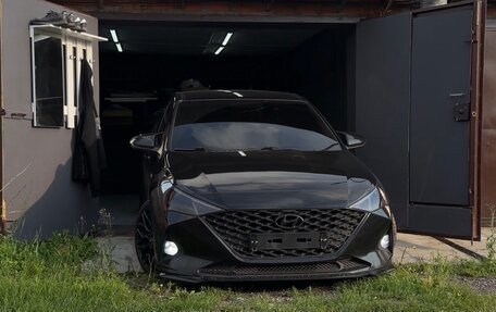 Hyundai Solaris II рестайлинг, 2022 год, 1 790 000 рублей, 16 фотография