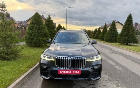 BMW X7, 2021 год, 8 400 000 рублей, 3 фотография