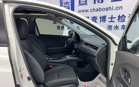 Honda Vezel, 2022 год, 1 130 000 рублей, 10 фотография