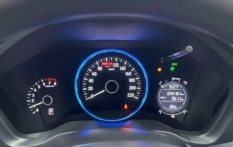 Honda Vezel, 2022 год, 1 130 000 рублей, 15 фотография