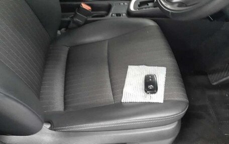 Toyota Yaris Cross, 2022 год, 1 374 010 рублей, 10 фотография