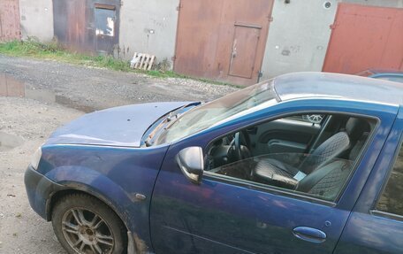 Renault Logan I, 2006 год, 140 000 рублей, 3 фотография