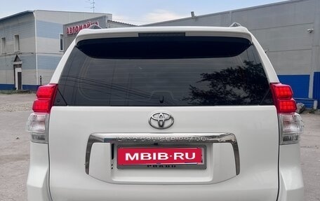 Toyota Land Cruiser Prado 150 рестайлинг 2, 2011 год, 2 500 000 рублей, 6 фотография