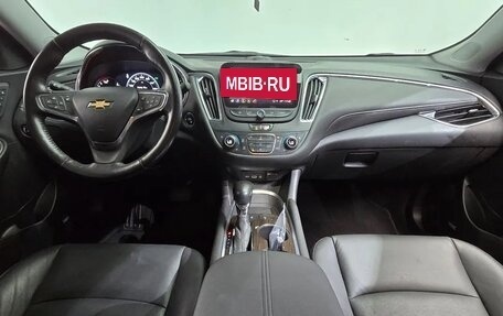 Chevrolet Malibu IX, 2022 год, 1 350 000 рублей, 10 фотография