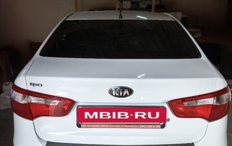 KIA Rio III рестайлинг, 2014 год, 1 000 000 рублей, 4 фотография
