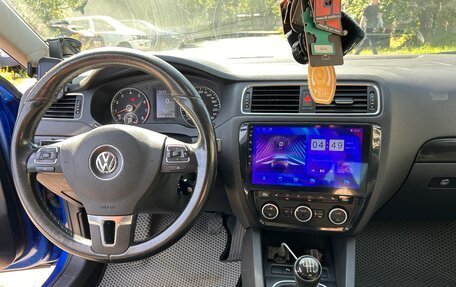 Volkswagen Jetta VI, 2012 год, 950 000 рублей, 16 фотография