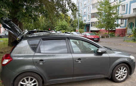 KIA cee'd I рестайлинг, 2011 год, 650 000 рублей, 8 фотография