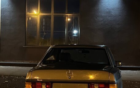 Mercedes-Benz 190 (W201), 1986 год, 139 000 рублей, 4 фотография