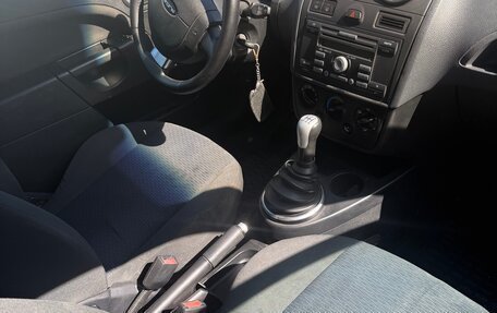 Ford Fiesta, 2007 год, 350 000 рублей, 3 фотография
