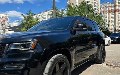 Jeep Grand Cherokee, 2018 год, 4 200 000 рублей, 2 фотография