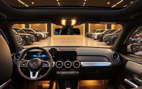 Mercedes-Benz GLB, 2022 год, 2 040 000 рублей, 5 фотография