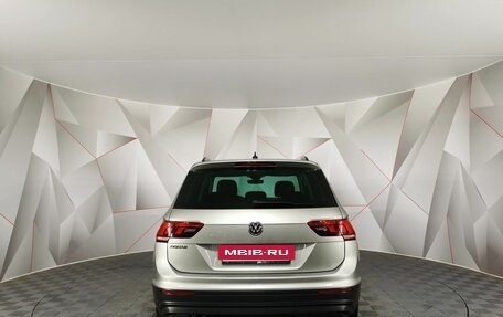 Volkswagen Tiguan II, 2019 год, 1 955 550 рублей, 8 фотография