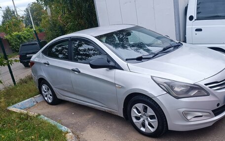 Hyundai Solaris II рестайлинг, 2014 год, 400 000 рублей, 3 фотография
