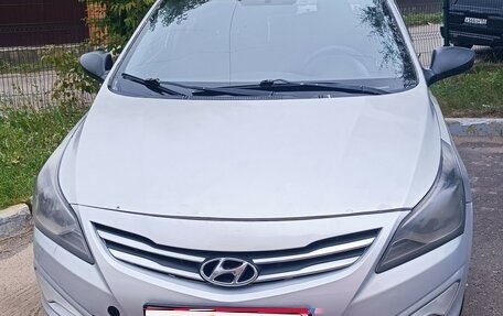 Hyundai Solaris II рестайлинг, 2014 год, 400 000 рублей, 4 фотография