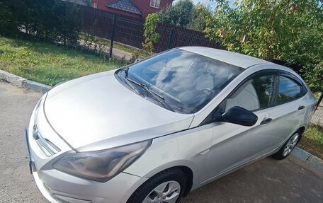 Hyundai Solaris II рестайлинг, 2014 год, 400 000 рублей, 7 фотография