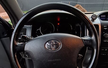 Toyota Land Cruiser Prado 120 рестайлинг, 2004 год, 1 600 000 рублей, 7 фотография