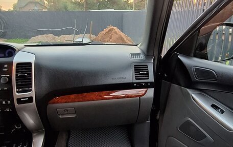 Toyota Land Cruiser Prado 120 рестайлинг, 2004 год, 1 600 000 рублей, 15 фотография