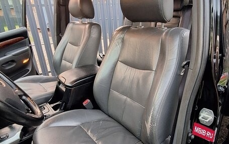 Toyota Land Cruiser Prado 120 рестайлинг, 2004 год, 1 600 000 рублей, 19 фотография