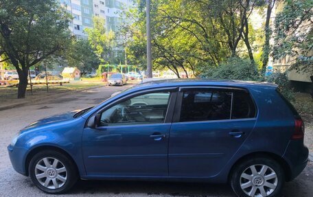Volkswagen Golf V, 2005 год, 645 000 рублей, 2 фотография
