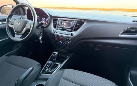 Hyundai Solaris II рестайлинг, 2017 год, 1 200 000 рублей, 25 фотография