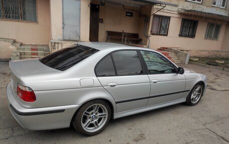 BMW 5 серия, 2002 год, 1 300 000 рублей, 3 фотография