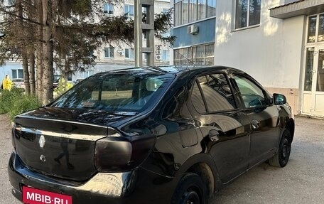 Renault Logan II, 2014 год, 240 000 рублей, 3 фотография