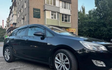 Opel Astra J, 2012 год, 830 000 рублей, 3 фотография