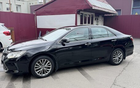 Toyota Camry, 2017 год, 2 550 000 рублей, 7 фотография
