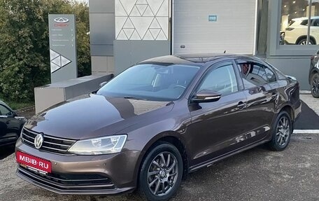 Volkswagen Jetta VI, 2016 год, 840 000 рублей, 2 фотография