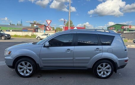 Mitsubishi Outlander III рестайлинг 3, 2010 год, 1 050 000 рублей, 4 фотография