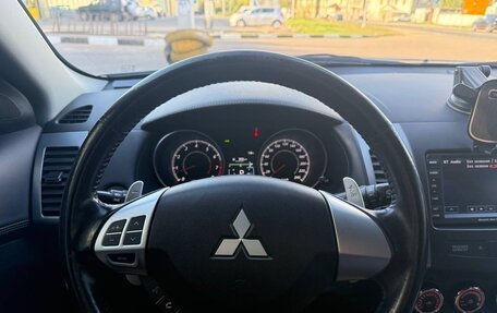 Mitsubishi Outlander III рестайлинг 3, 2010 год, 1 050 000 рублей, 25 фотография
