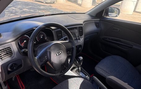KIA Rio II, 2010 год, 770 000 рублей, 6 фотография