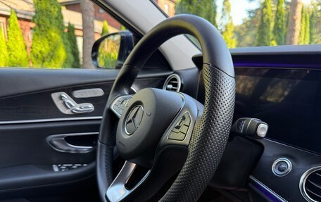 Mercedes-Benz E-Класс, 2016 год, 2 850 000 рублей, 19 фотография