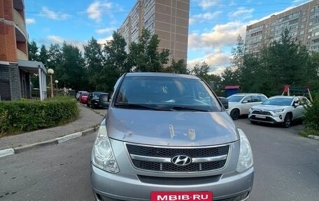 Hyundai Grand Starex Grand Starex I рестайлинг 2, 2011 год, 950 000 рублей, 3 фотография