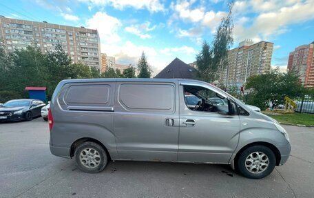 Hyundai Grand Starex Grand Starex I рестайлинг 2, 2011 год, 950 000 рублей, 5 фотография