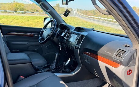 Toyota Land Cruiser Prado 120 рестайлинг, 2007 год, 1 900 000 рублей, 7 фотография