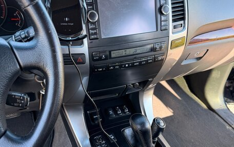 Toyota Land Cruiser Prado 120 рестайлинг, 2007 год, 1 900 000 рублей, 6 фотография