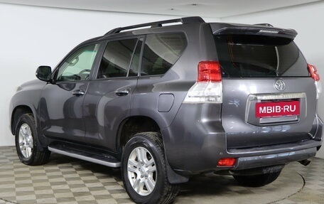 Toyota Land Cruiser Prado 150 рестайлинг 2, 2010 год, 2 529 990 рублей, 7 фотография
