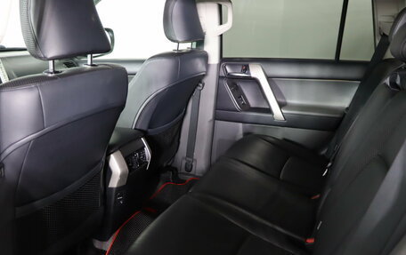 Toyota Land Cruiser Prado 150 рестайлинг 2, 2010 год, 2 529 990 рублей, 27 фотография