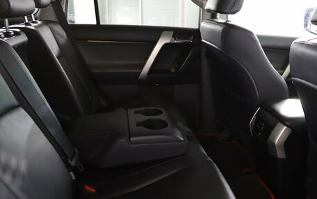 Toyota Land Cruiser Prado 150 рестайлинг 2, 2010 год, 2 529 990 рублей, 29 фотография