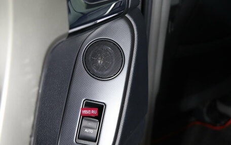 Toyota Land Cruiser Prado 150 рестайлинг 2, 2010 год, 2 529 990 рублей, 28 фотография