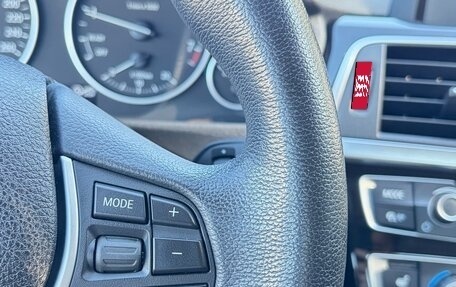 BMW 3 серия, 2018 год, 1 899 000 рублей, 15 фотография