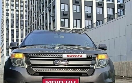 Ford Explorer VI, 2012 год, 1 950 000 рублей, 1 фотография