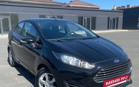 Ford Fiesta, 2015 год, 650 000 рублей, 6 фотография