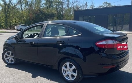 Ford Fiesta, 2015 год, 650 000 рублей, 3 фотография