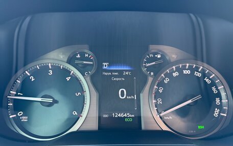 Toyota Land Cruiser Prado 150 рестайлинг 2, 2021 год, 6 400 000 рублей, 11 фотография