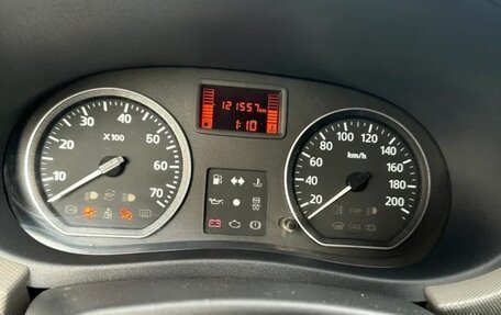 Renault Logan I, 2012 год, 660 000 рублей, 3 фотография