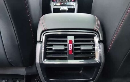 Skoda Karoq I, 2022 год, 2 100 000 рублей, 10 фотография