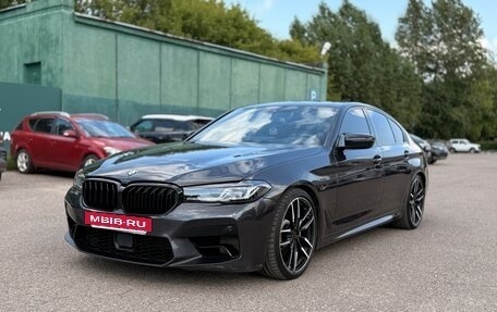 BMW 5 серия, 2021 год, 4 800 000 рублей, 2 фотография